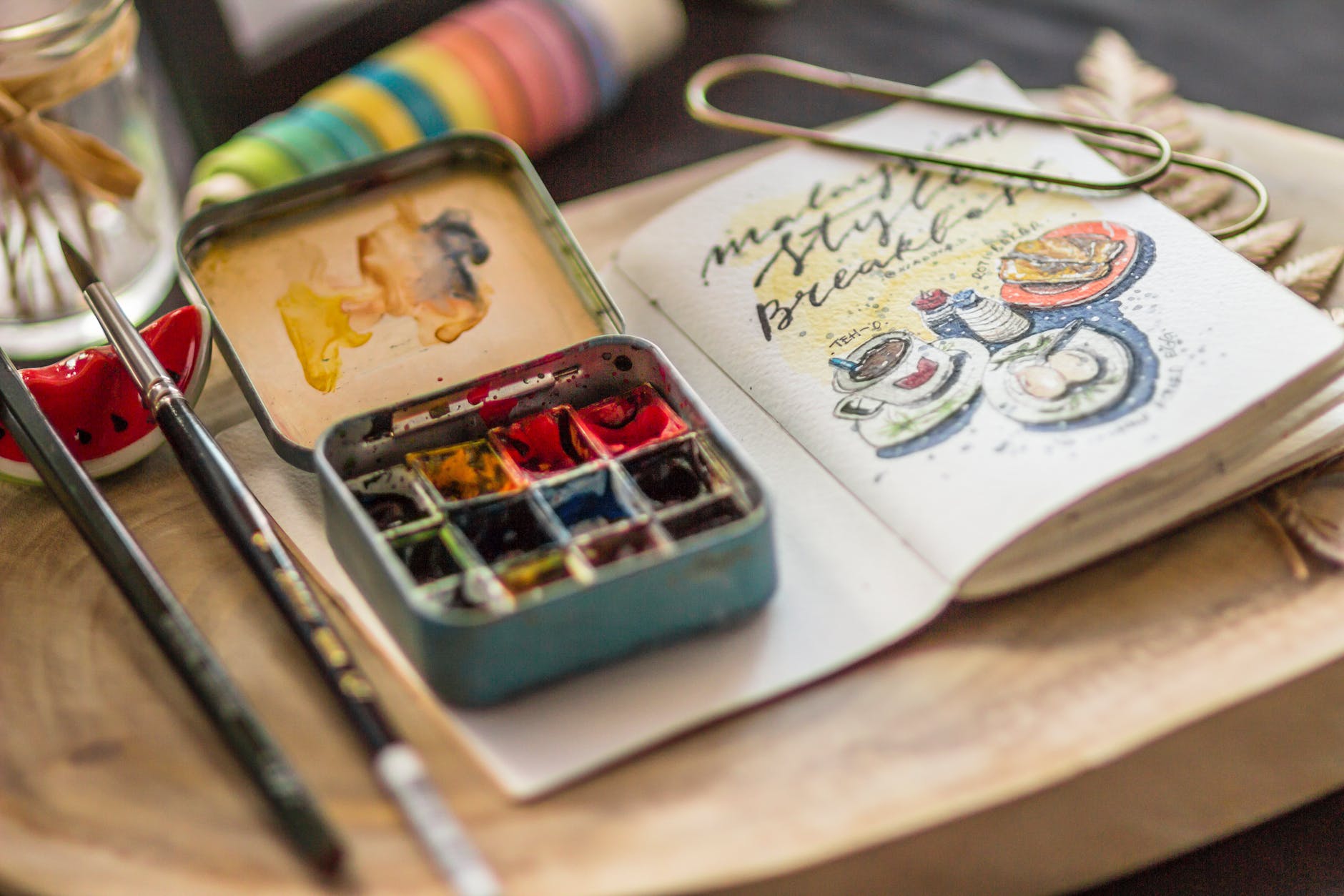 How did Edith learn to paint? Edith Dvali’s artistic life as described in Stories from the Undersea World of Mermaid Princess Amelia